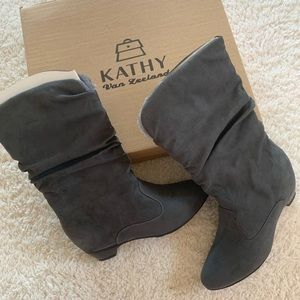 NWT Kathy Van Zeeland Grey Boot NWT